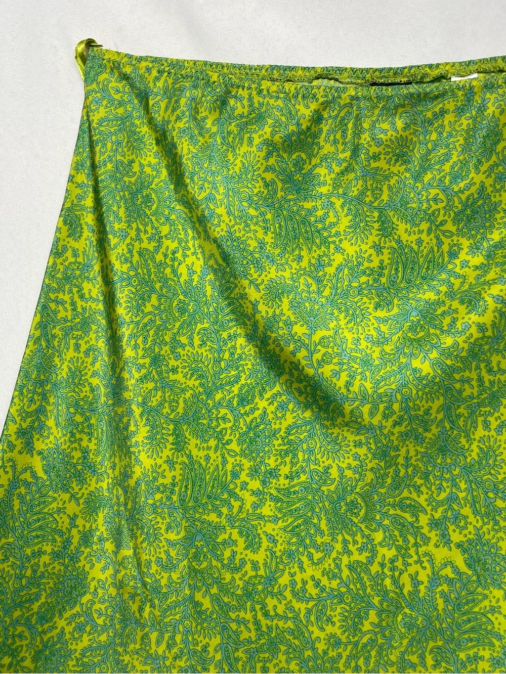 GAP Silk Paisley Midi Skirt LG Green Flippy print Teal 90s Hippie Boho Y2K